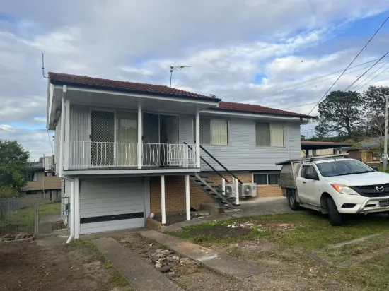 1 Edward Street, Underwood, Qld 4119