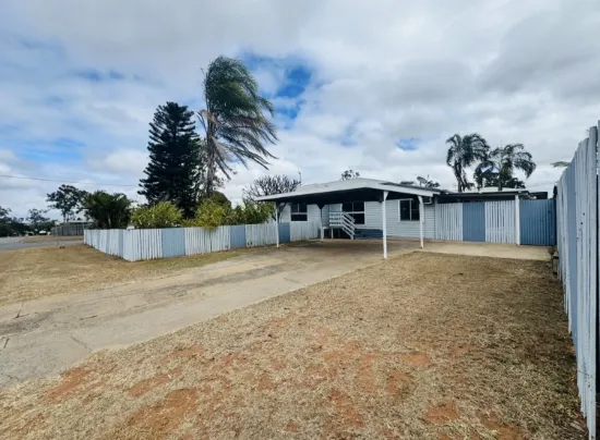 1 ELLIOT Street, Moranbah, Qld 4744