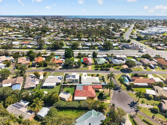 1 Elm Court, Kawungan, Qld 4655