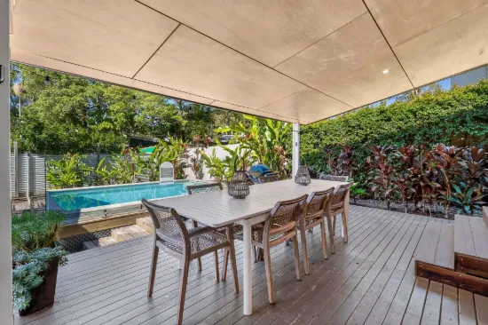 1 Entwood Avenue, Coolum Beach, Qld 4573