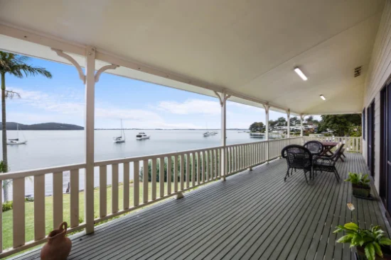 1 Excelsior Parade, Carey Bay, NSW 2283