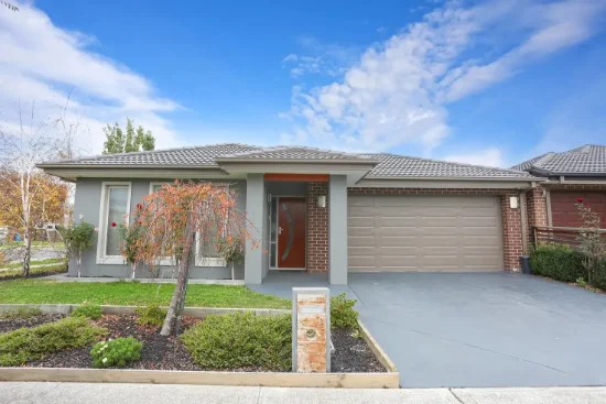 1 Fazeley Close, Clyde North, Vic 3978