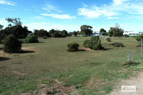 1 Ford Avenue, Port Vincent, SA 5581