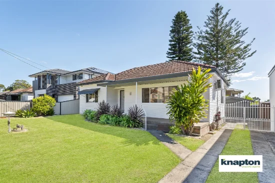 1  Fullerton Crescent, Riverwood, NSW 2210