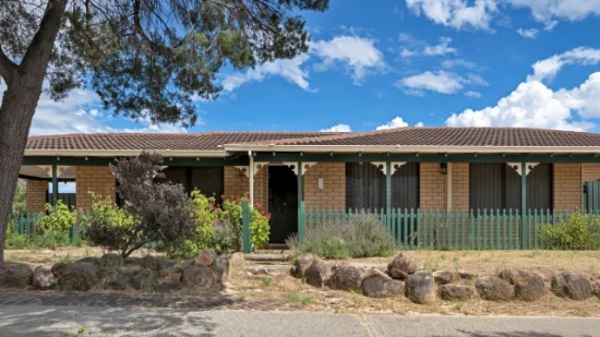 1 Gascoyne Drive, Gosnells, WA 6110 - For Rent