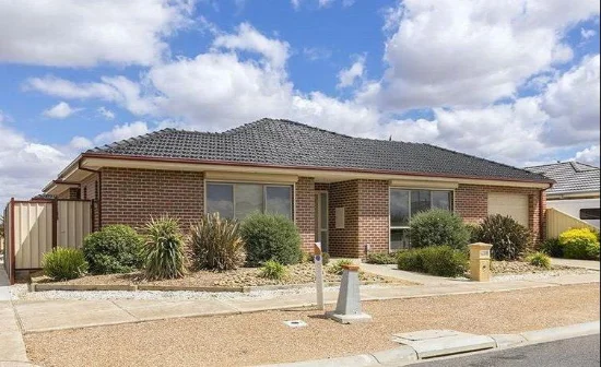 1 Geraldine Court, Kurunjang, Vic 3337