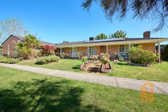 1 Gifford Close, Berwick, Vic 3806