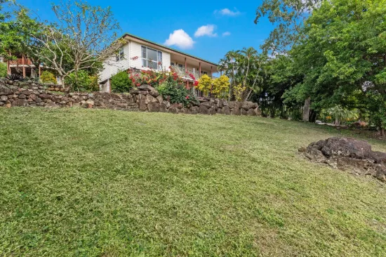 1 Hamilton Avenue, Cannonvale, Qld 4802