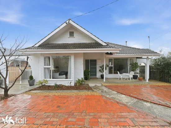 1 Harbroe Avenue, New Town, Tas 7008
