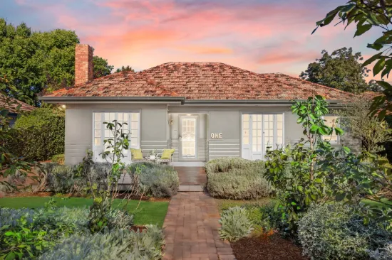 1 Hargraves Crescent, Ainslie, ACT 2602