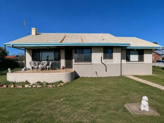 1 Havelock Street, Narrogin, WA 6312
