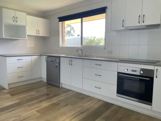 1 Hawthorne Close, Armidale, NSW 2350