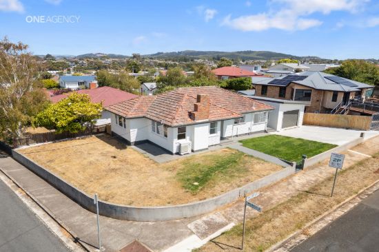 1 Hilltop Avenue, Devonport, Tas 7310