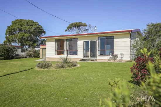 1 Hurst Street, Lulworth, Tas 7252