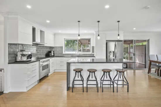 1 Hush Place, Rochedale South, Qld 4123