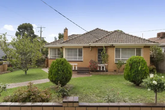 1 Ipydene Court, Chadstone, Vic 3148