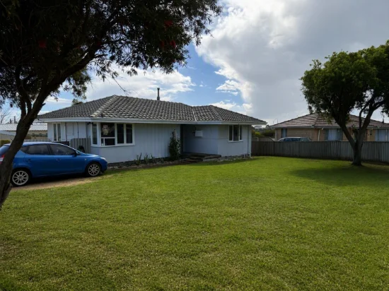1 Jade Place, Rangeway, WA 6530
