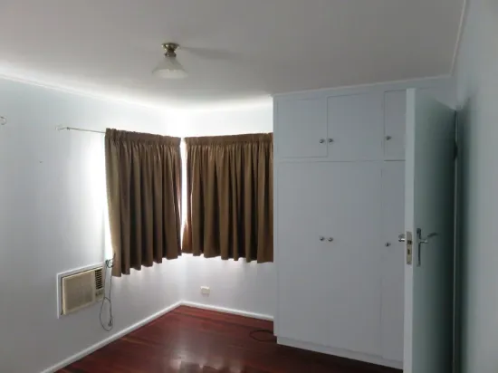 1 Jarman Street, Barlows Hill, Qld 4703-Image