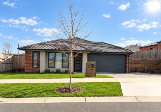 1 Jarrah Crescent, Warragul, Vic 3820 - For Rent