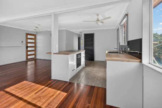 1 Karina Crescent, Rasmussen, Qld 4815