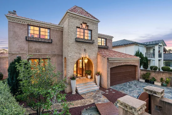 1 Kindale Court, Avondale Heights, Vic 3034