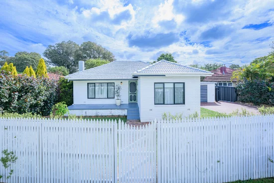 1 Kingsley Drive, South Guildford, WA 6055