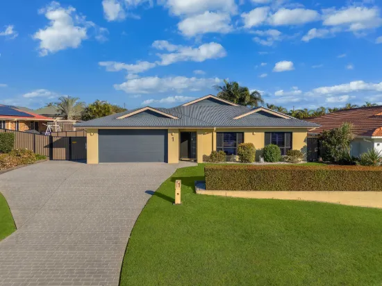 1 Lacewood Circuit, Warner, Qld 4500