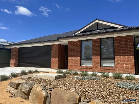 1 Lange Grove, Williamstown, SA 5351
