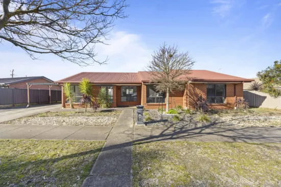 1 Lawrie Dr, Alfredton, Vic 3350