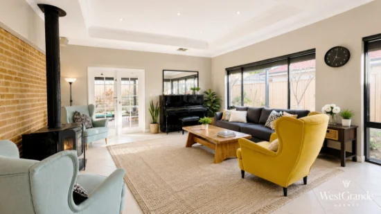 1 Limerick Crescent, Darch, WA 6065