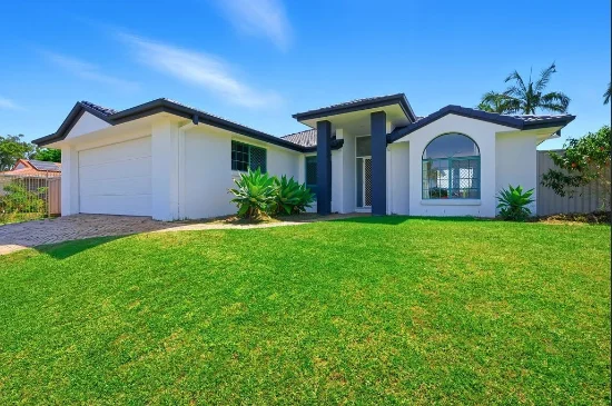 1 Longcove Place, Parkwood, Qld 4214