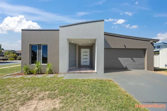 1 Lovely Close, Dunlop, ACT 2615