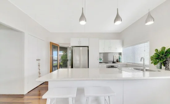 1 Matthew Flinders Drive, Cooee Bay QLD 4703-Image
