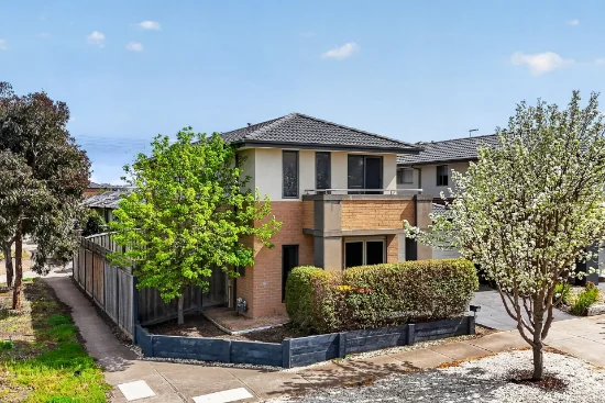 1 Mawson Way, Fraser Rise, Vic 3336 - For Sale