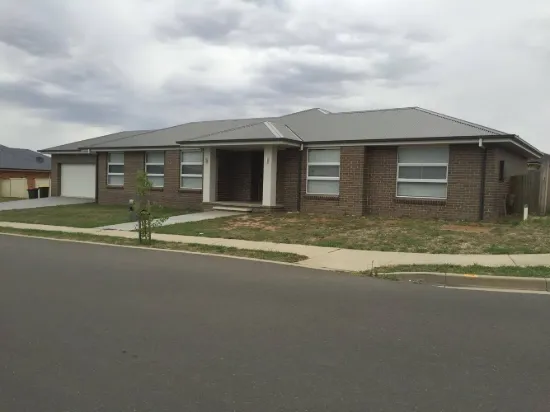 1 McGuire Drive, Goulburn, NSW 2580
