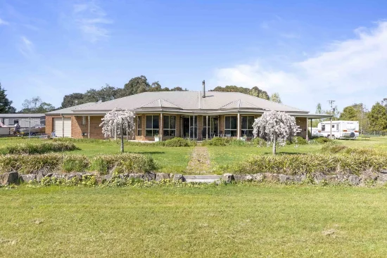 1 Millar Court, Nintingbool, Vic 3351
