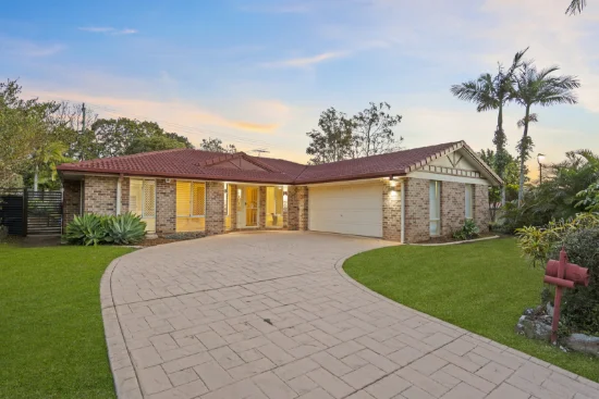 1 Morgan Close, Manly West, Qld 4179