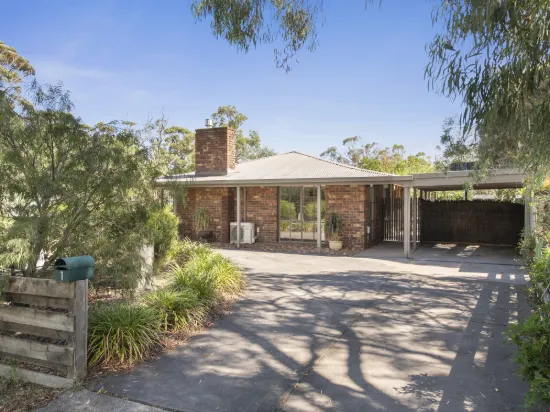 1 Morlyn Drive, Mount Martha, Vic 3934