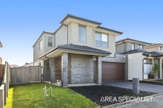 1 Moroak Crescent, Clyde North, Vic 3978