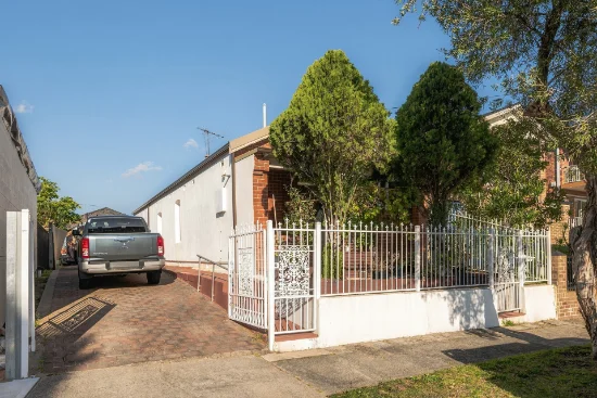 1 Napoleon Street, Rosebery, NSW 2018