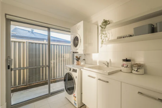 1 Needlewood Loop, Wandi, WA 6167-Image