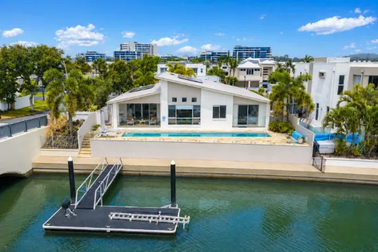 1 North Quay Drive, Biggera Waters, Qld 4216