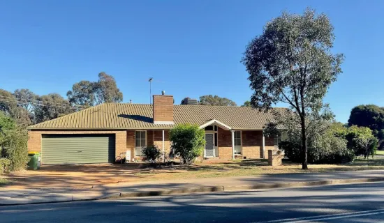 1 Nyncoola Crt, Mulwala, NSW 2647