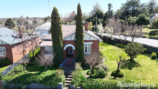 1 Park Avenue, Young, NSW 2594