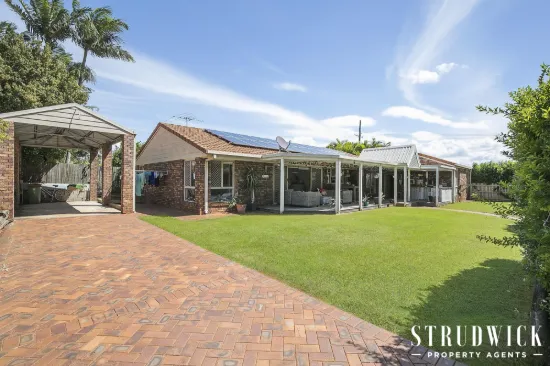 1 Regency Street, Victoria Point, Qld 4165