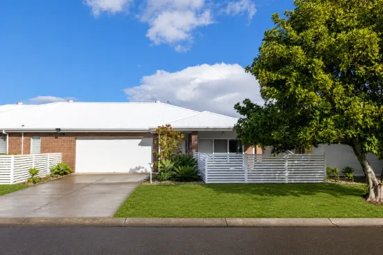1 Response Drive, Tanilba Bay, NSW 2319