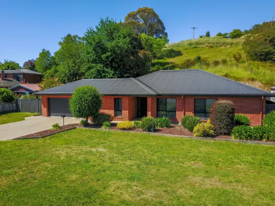 1 Robertson Street, Myrtleford, Vic 3737