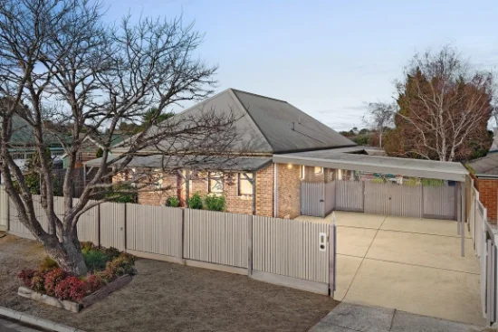 1 Robinia Grove, Werribee, Vic 3030