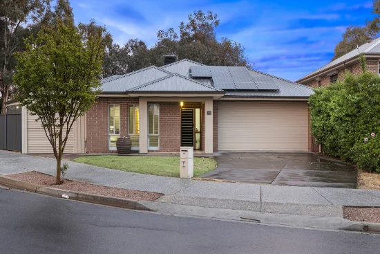 1 Roxburgh Crescent, Blakeview, SA 5114