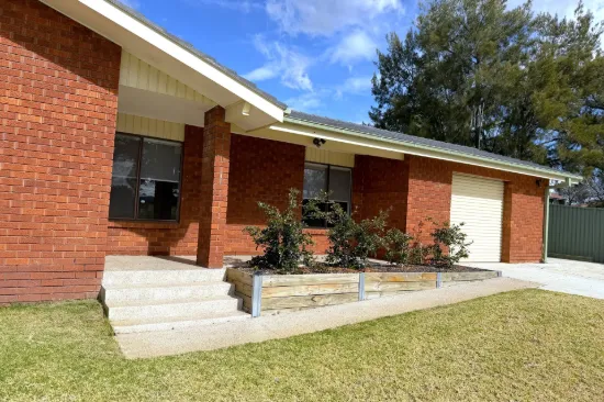 1 Rutherford Place, West Bathurst, NSW 2795